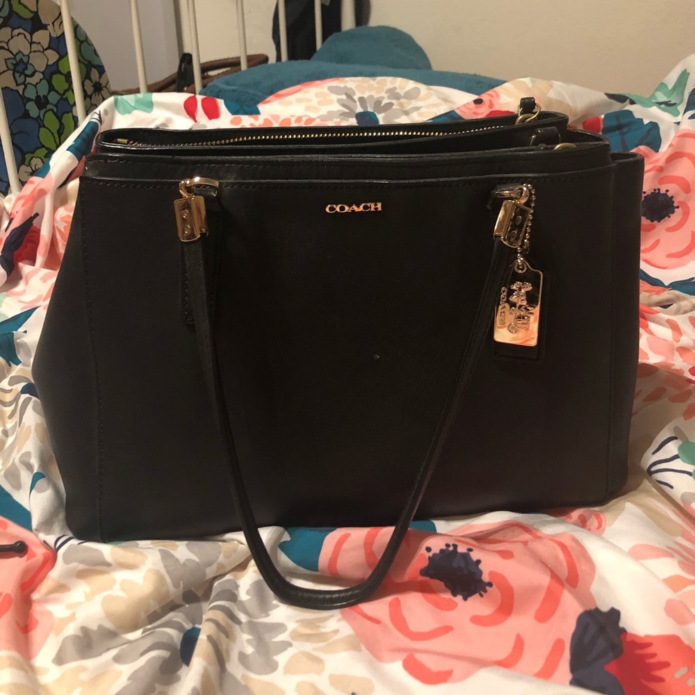 Authentic Coach Purse || Will Take Lower Offers!